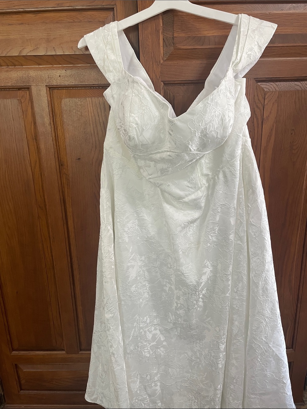 Plus Size White Wedding Dress Sz.22W lace up back & zipper NWT Very Pretty